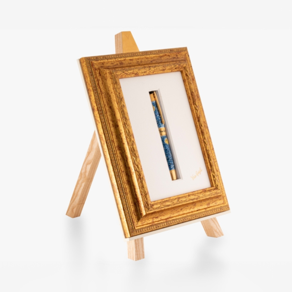 Dreaming Starry Night Visconti