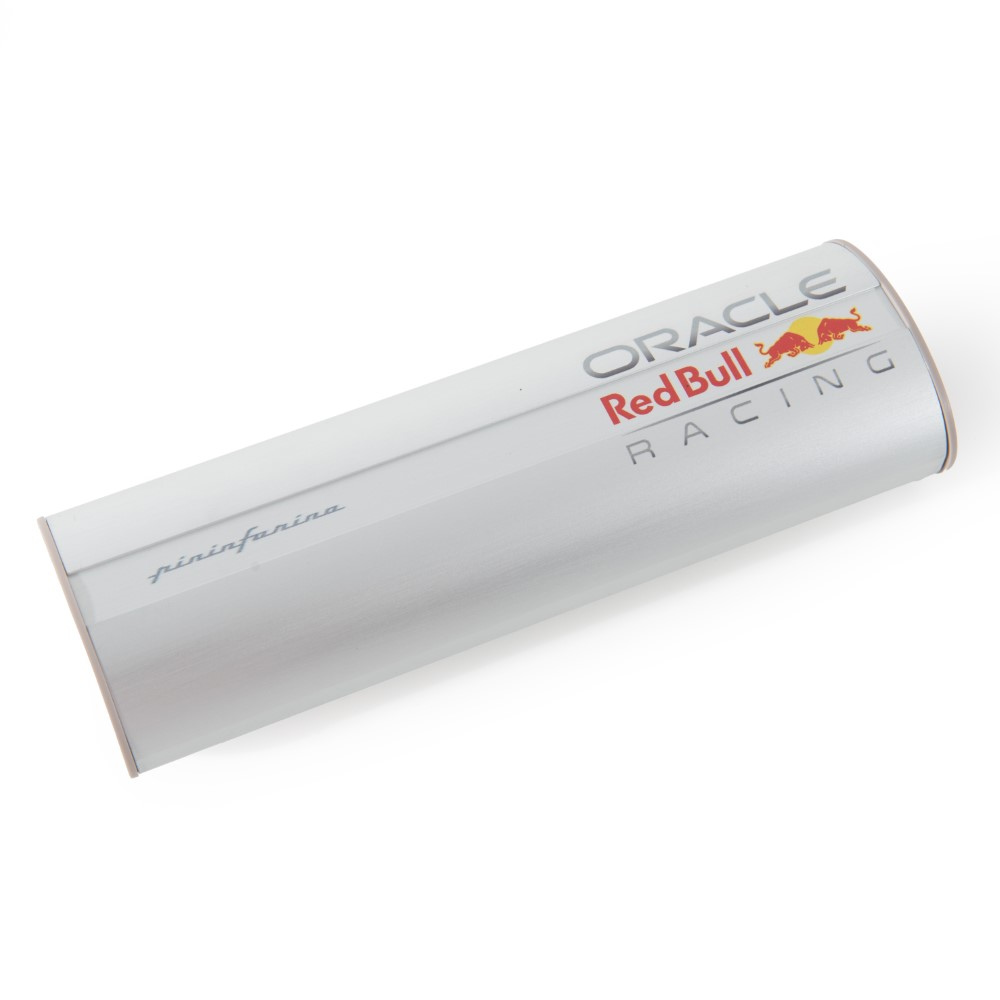 PF Two Oracle RedBull Racing Pininfarina Segno