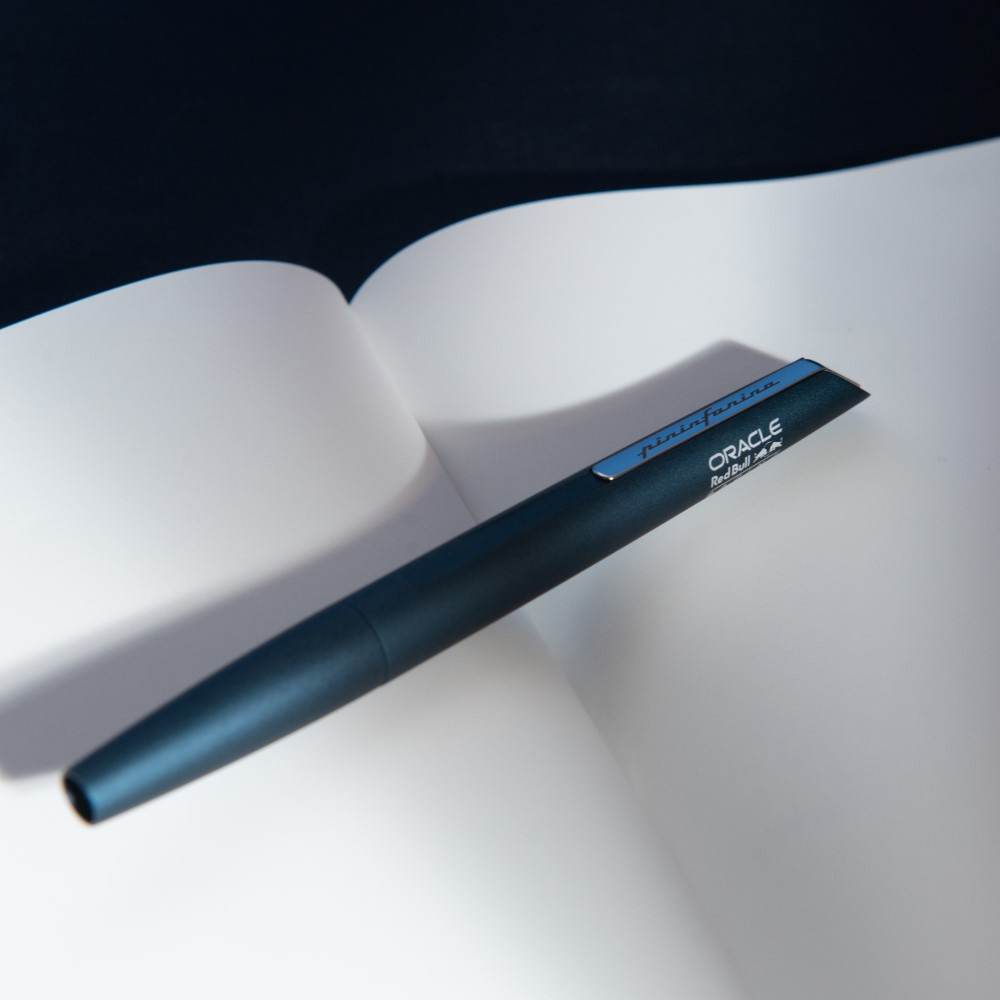 PF Two Oracle RedBull Racing Pininfarina Segno