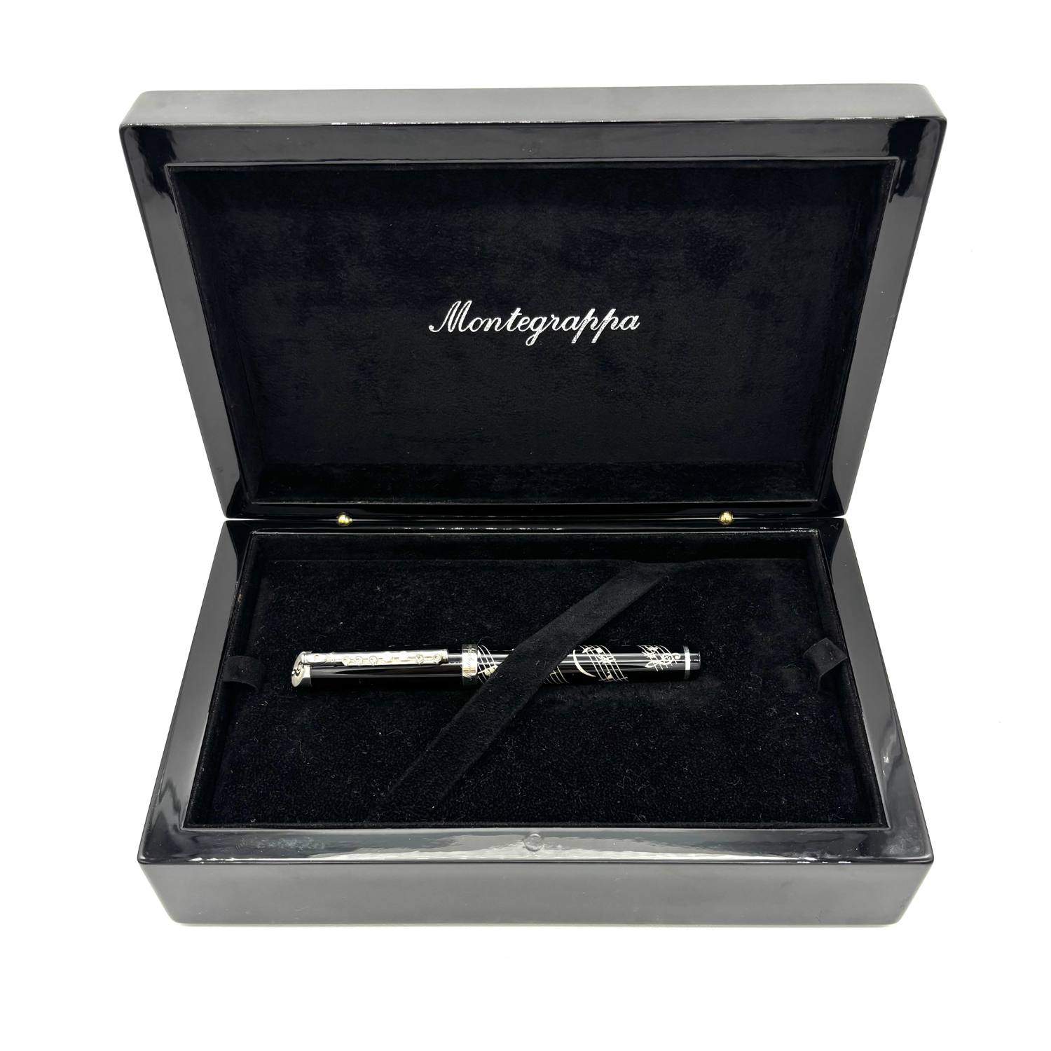Pluma de fuente Tchaikovsky Cisne Negro Montegrappa