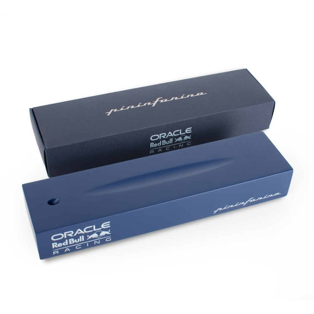 Cambiano Oracle RedBull Racing Pininfarina Segno